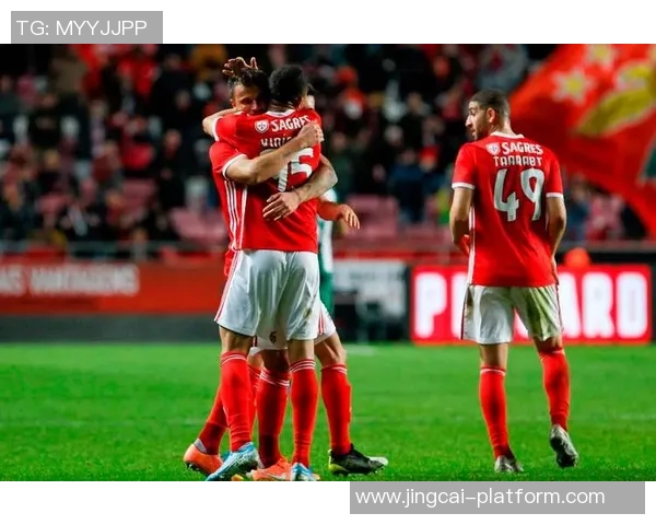 欧联杯激战本菲卡与拜仁互交白卷补时进球瞬间点燃全场激情