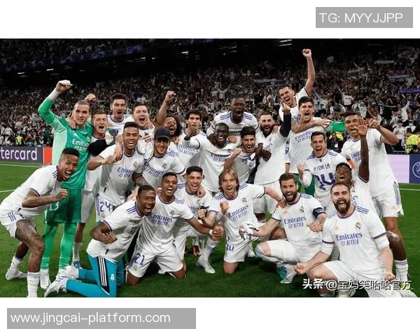 欧联杯焦点战:皇马凭借神扑力克曼联全场沸腾赛后点评精彩纷呈 欧联杯焦点战:皇马凭借神扑力克曼联全场沸腾赛后点评精彩纷呈