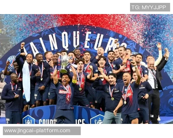 西甲激战马德里竞技大胜巴黎圣日耳曼五球狂潮引发全场狂欢