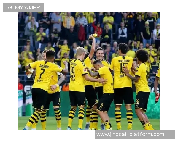 国王杯激战再现经典拜仁与多特蒙德2比2平局绝杀瞬间引发全场狂欢